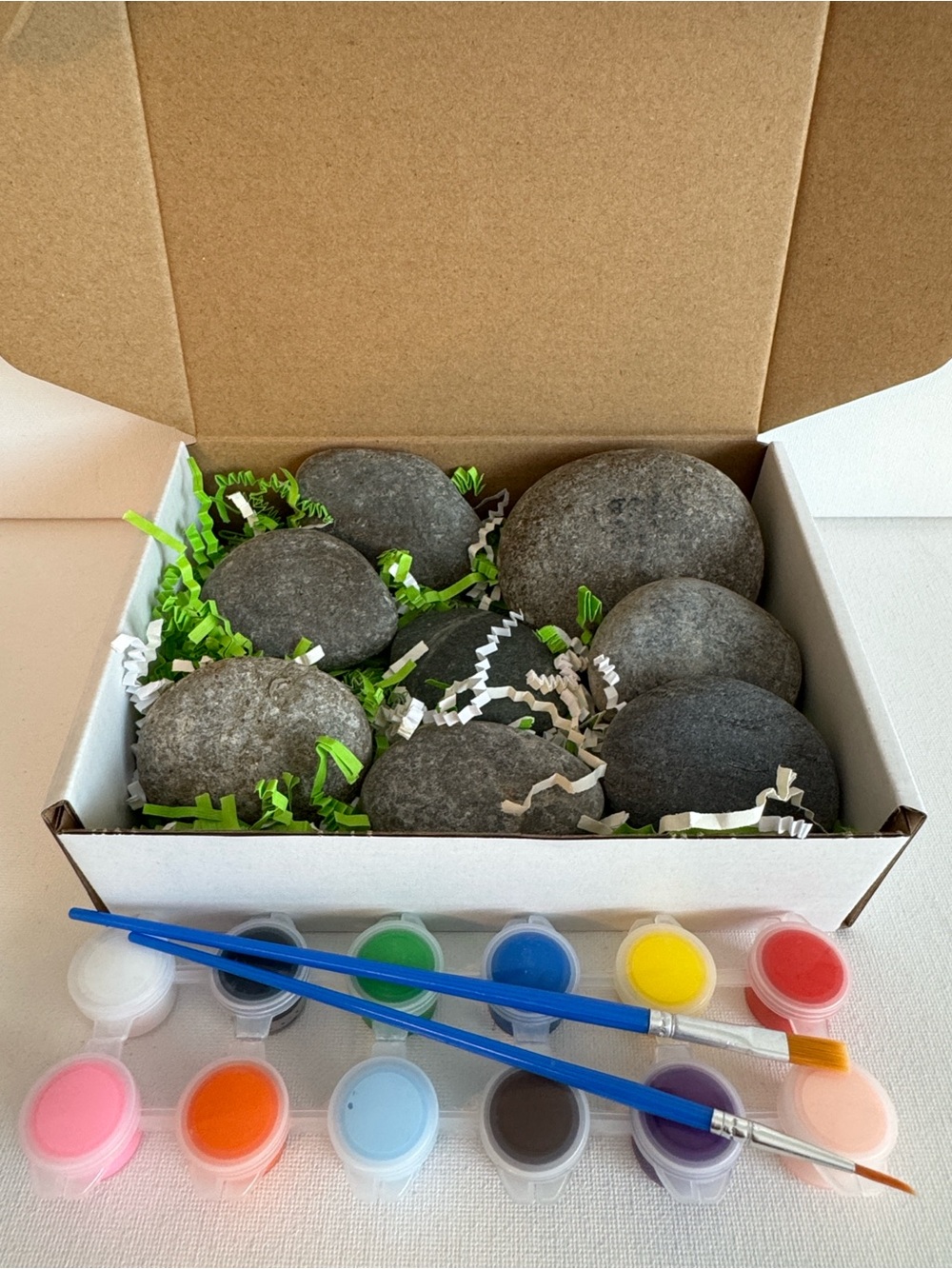 Date Night Rock Painting Kit with Paints & Brushes - Picture 2 of 4